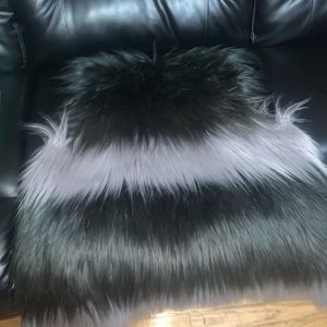 Furry vest kinda thing